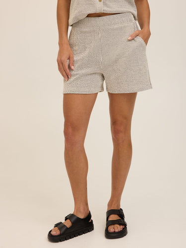 Marquita Stretch Seersucker Short Threads 4 Thought