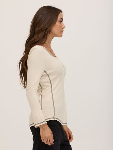Alida Feather Rib Contrast 3/4-Sleeve Henley Womens Tops Long Shirt Threads 4 Thought