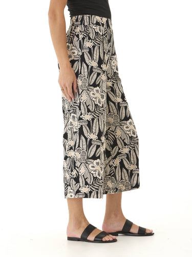 Alora Island Flora Print Woven Capri Pant Womens Bottoms Pants Threads 4 Thought 